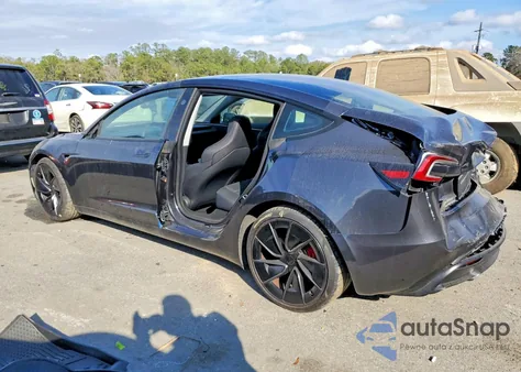 2024 Tesla Model 3 z USA, uszkodzony, nr VIN 5YJ3E1ET5RF824159